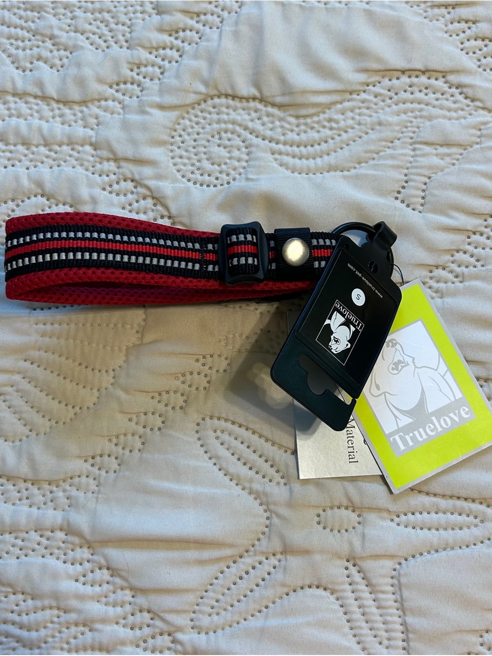 🍀NWT! Red & Black Reflective Dog Collar